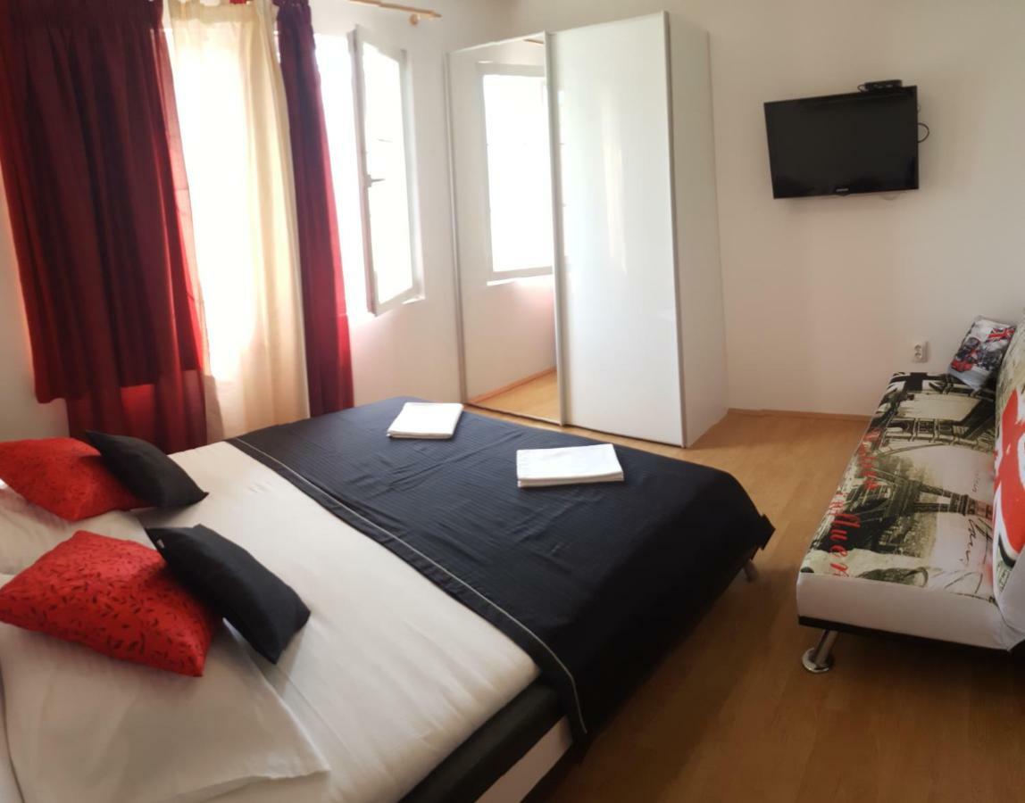 Apartments Mira 比奥格勒·纳·莫鲁 外观 照片