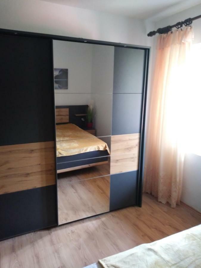 Apartments Mira 比奥格勒·纳·莫鲁 外观 照片