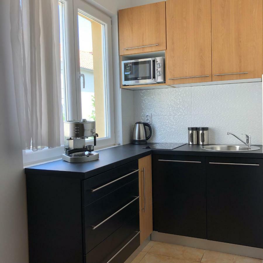 Apartments Mira 比奥格勒·纳·莫鲁 外观 照片